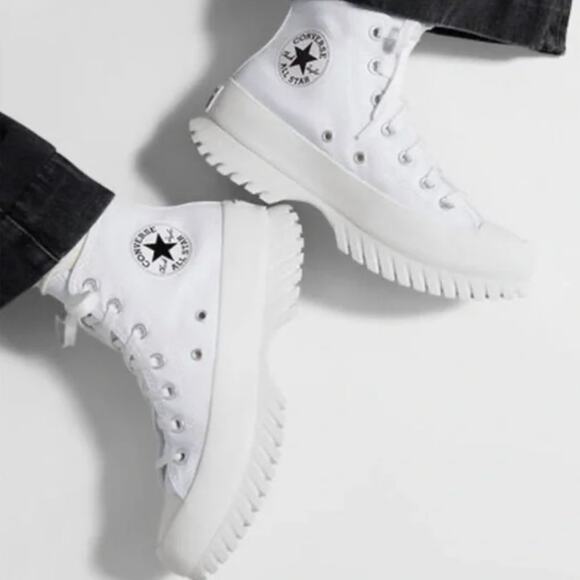 CONVERSE High Top Chuck Taylor All Star Lugged Chunky Platform